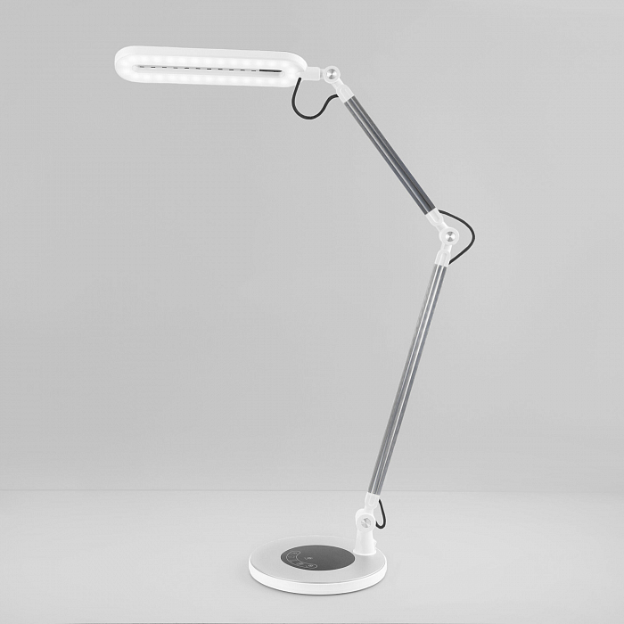 Настольная лампа для школьников Eurosvet 80420/1 серебристый