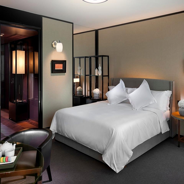 Люстра потолочная  CL703A31G